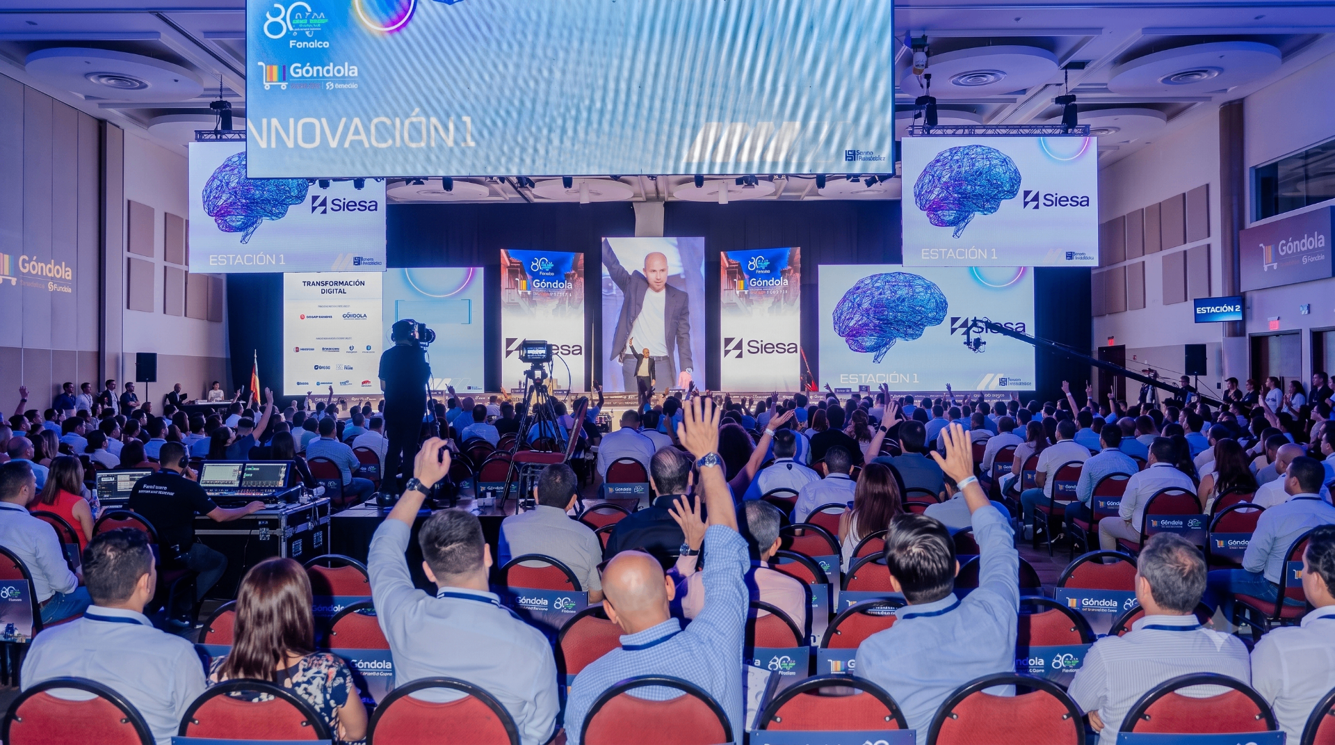Sergio Hernández en conferencia Góndola — Transformación Digital